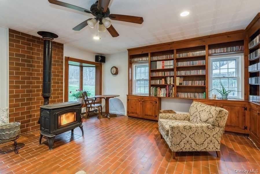 1141 Beekman Road thumbnail 9