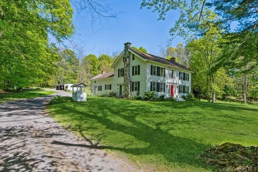 1141 Beekman Road thumbnail 3