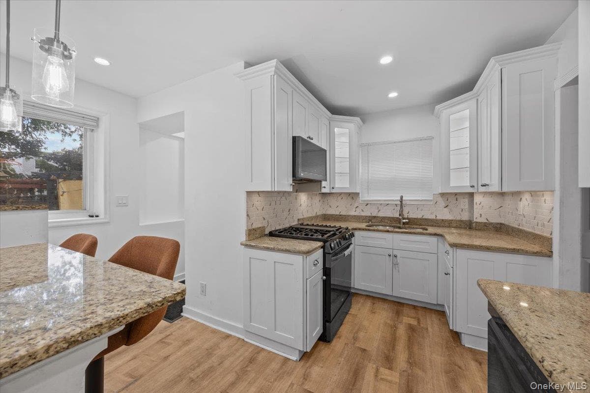 1515 E 55th Street thumbnail 8
