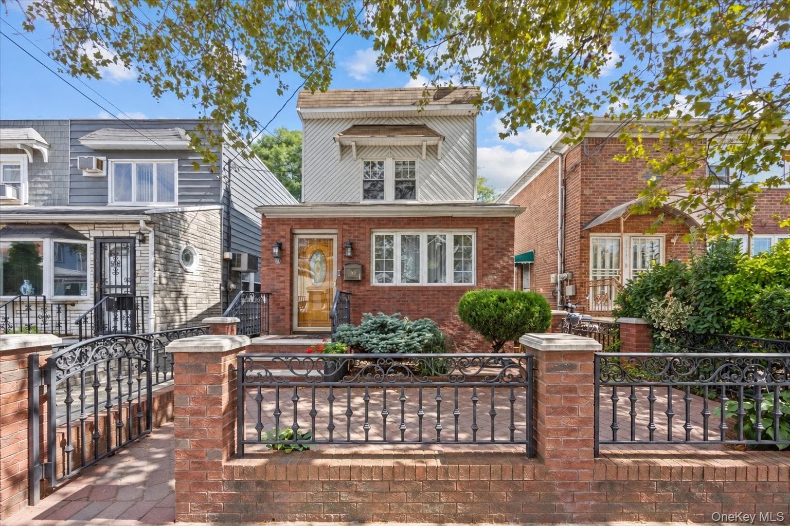 1515 E 55th Street photo 1