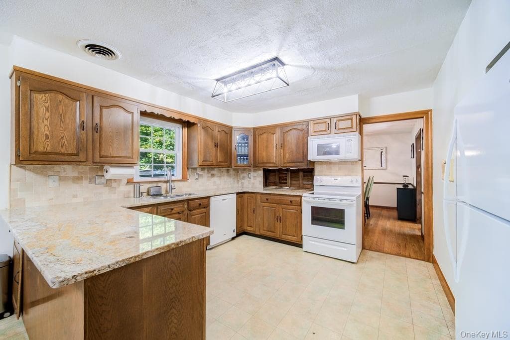 75 Alda Drive thumbnail 11