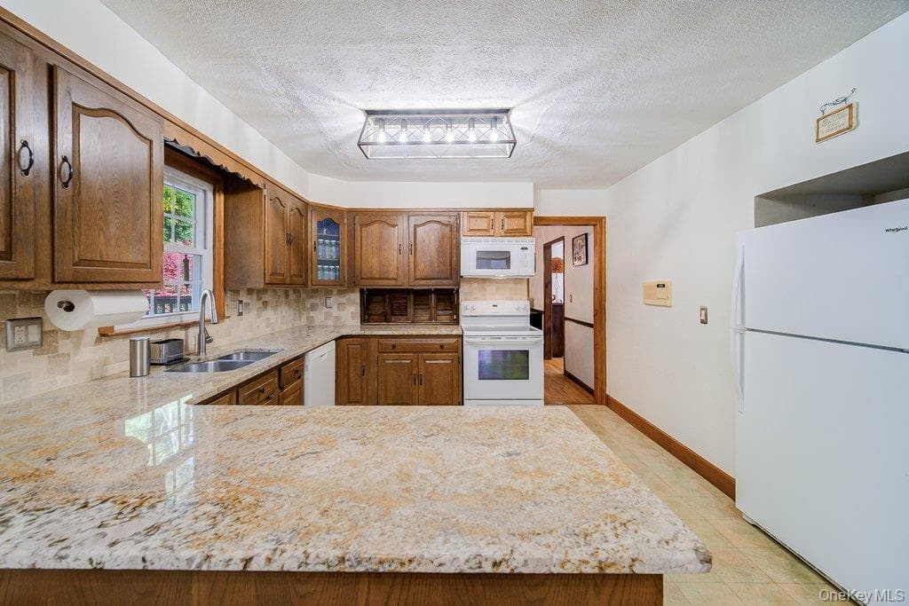 75 Alda Drive thumbnail 13