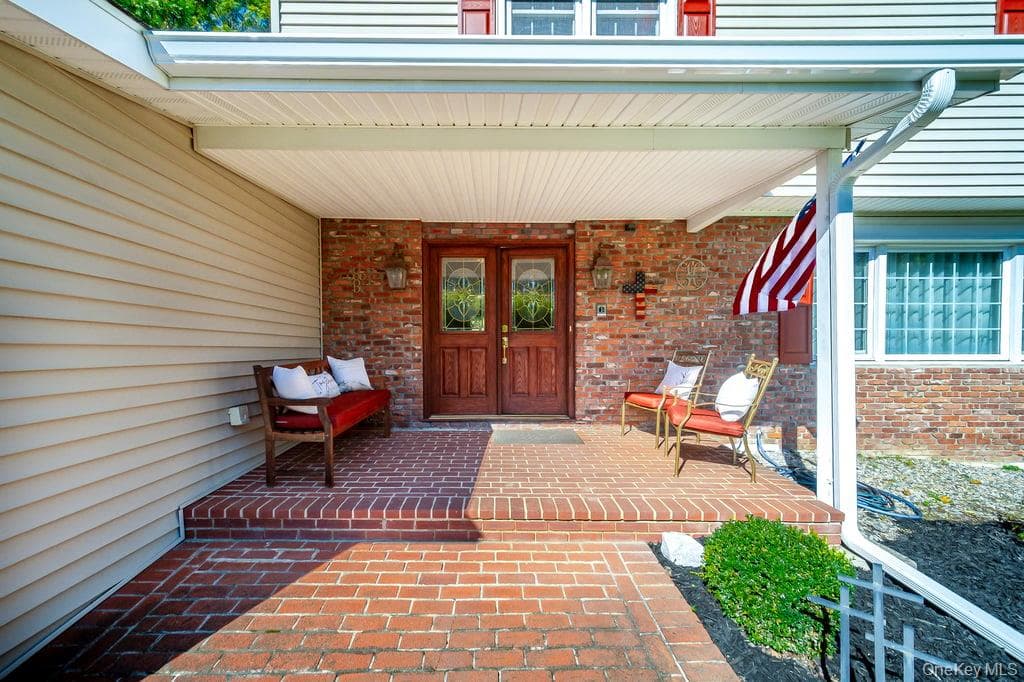 75 Alda Drive thumbnail 3