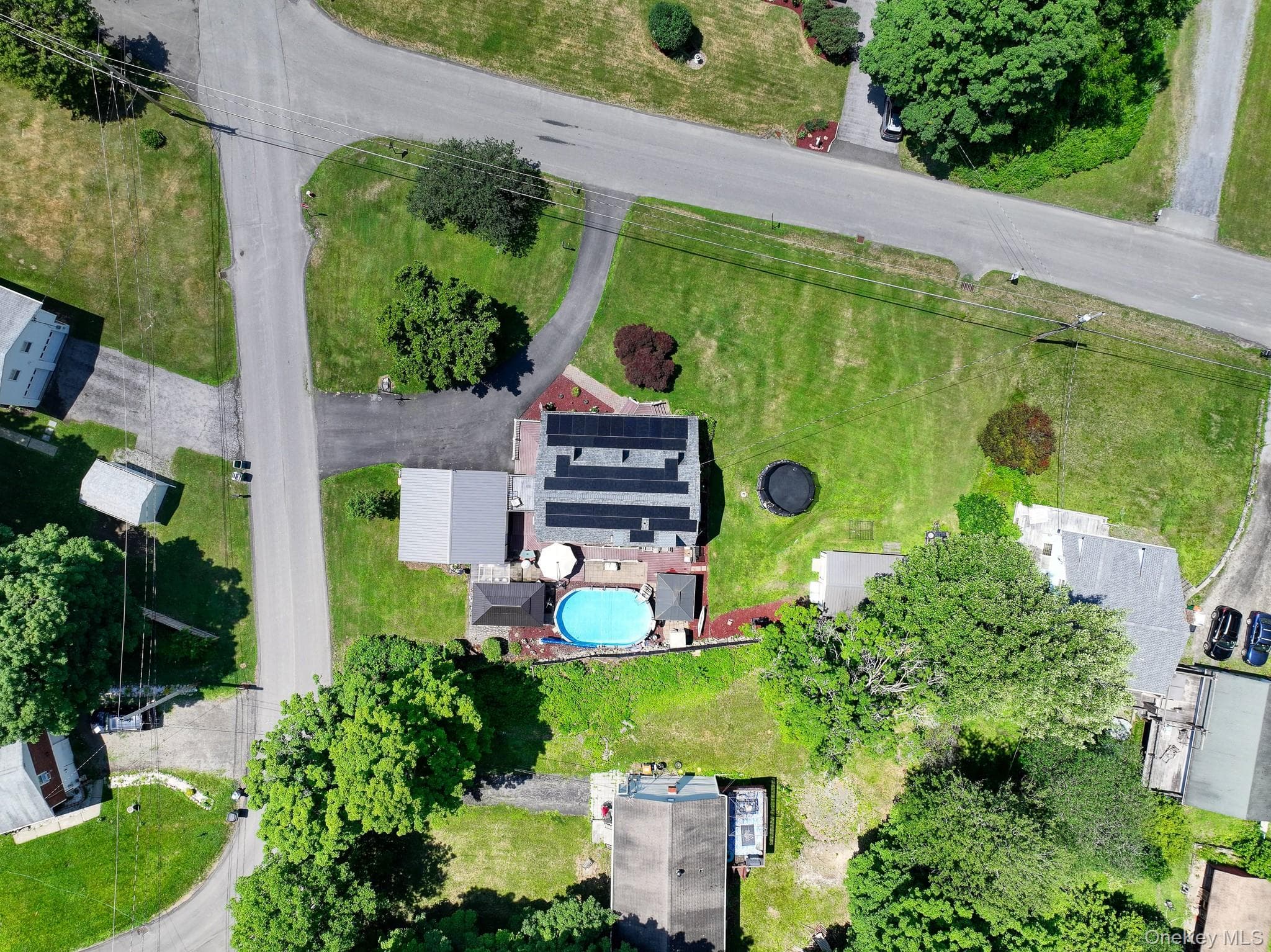 2 Greenwood Drive thumbnail 38