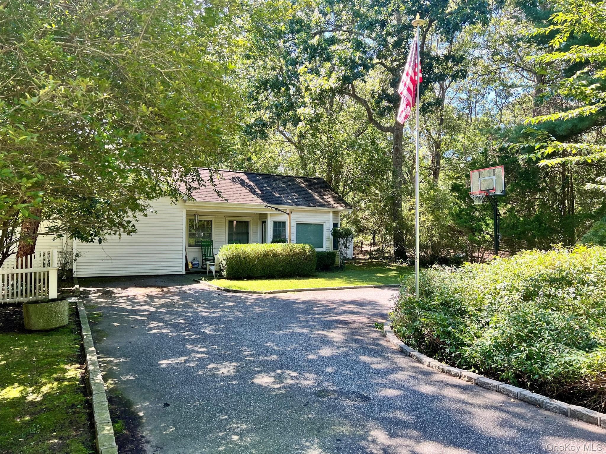 1029 Wading River Manor Road thumbnail 3