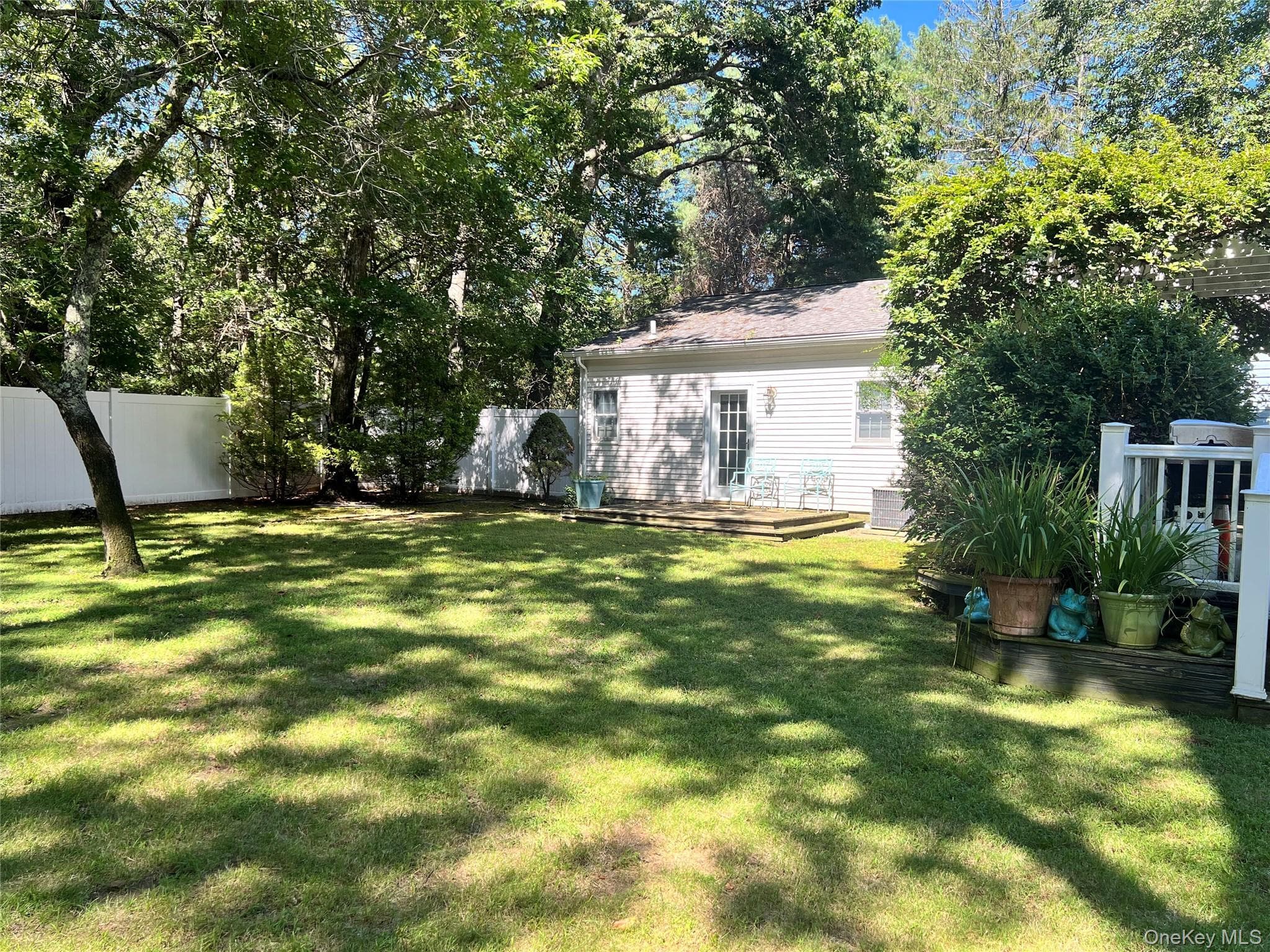 1029 Wading River Manor Road thumbnail 6