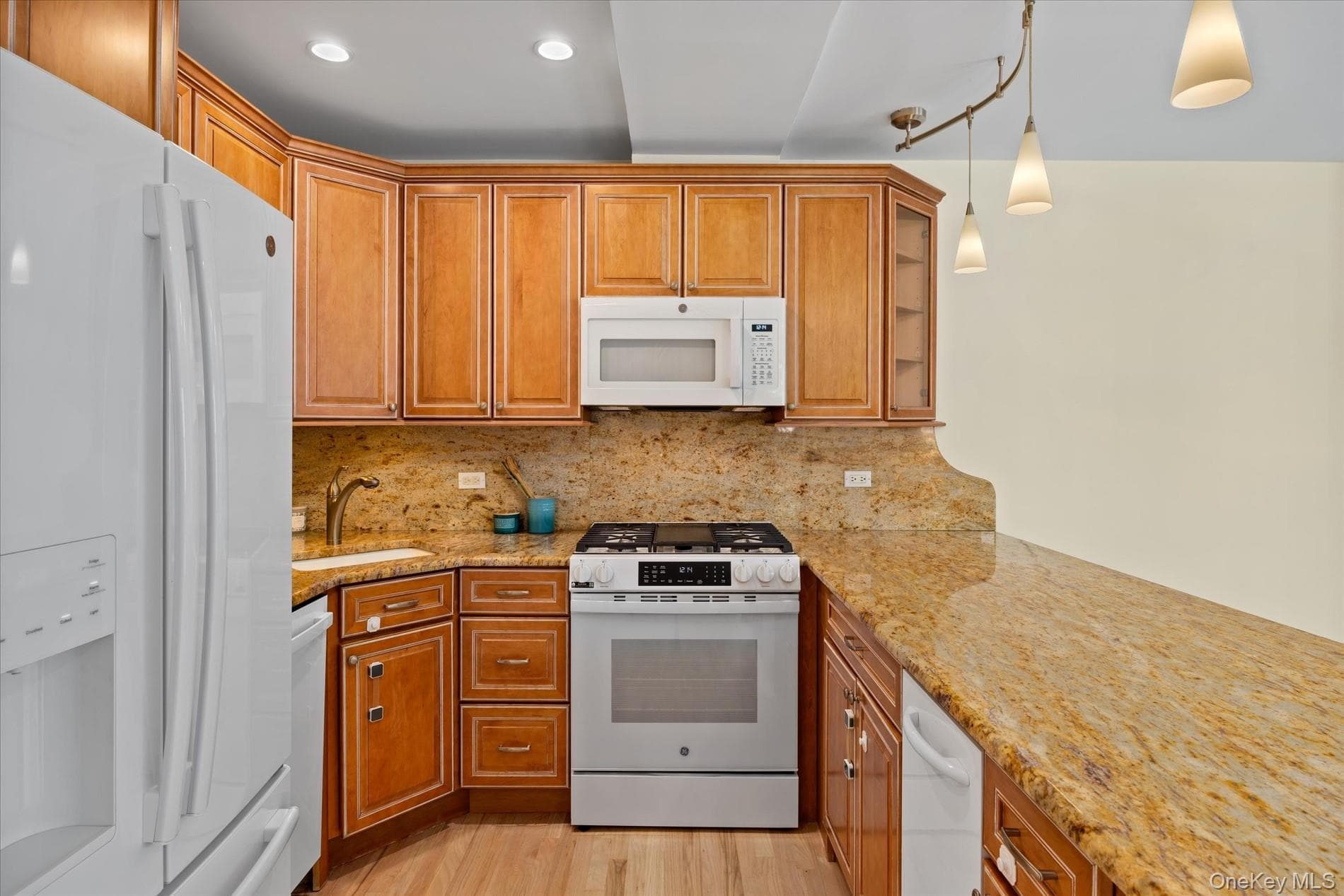 188 Beach 101st Street Unit: 1B thumbnail 9