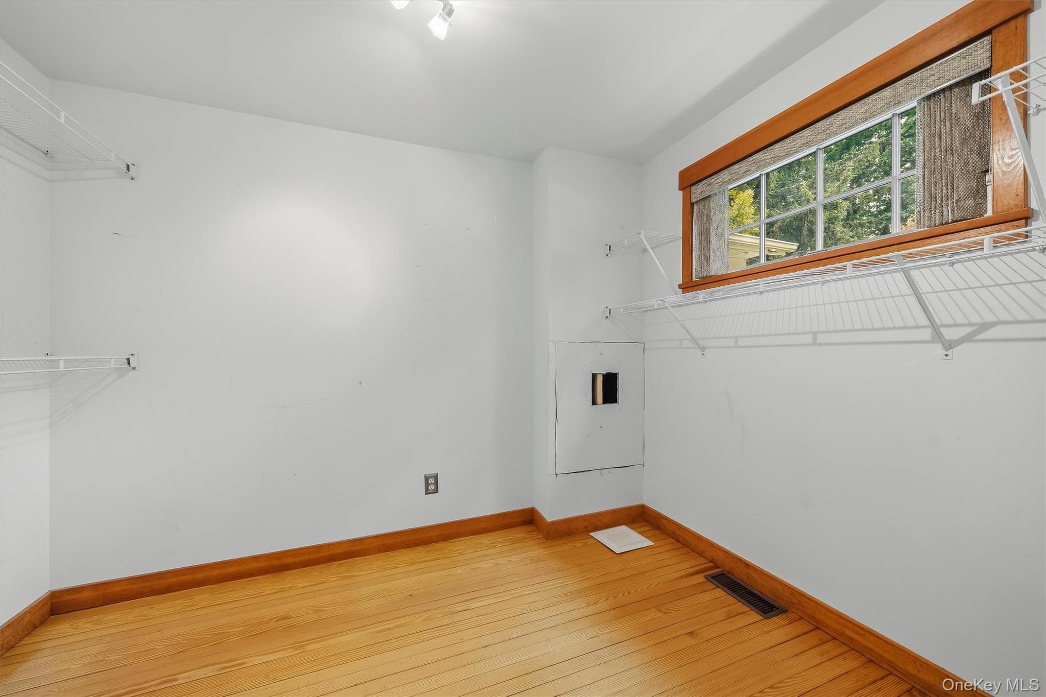 7 Myrtle Avenue thumbnail 26