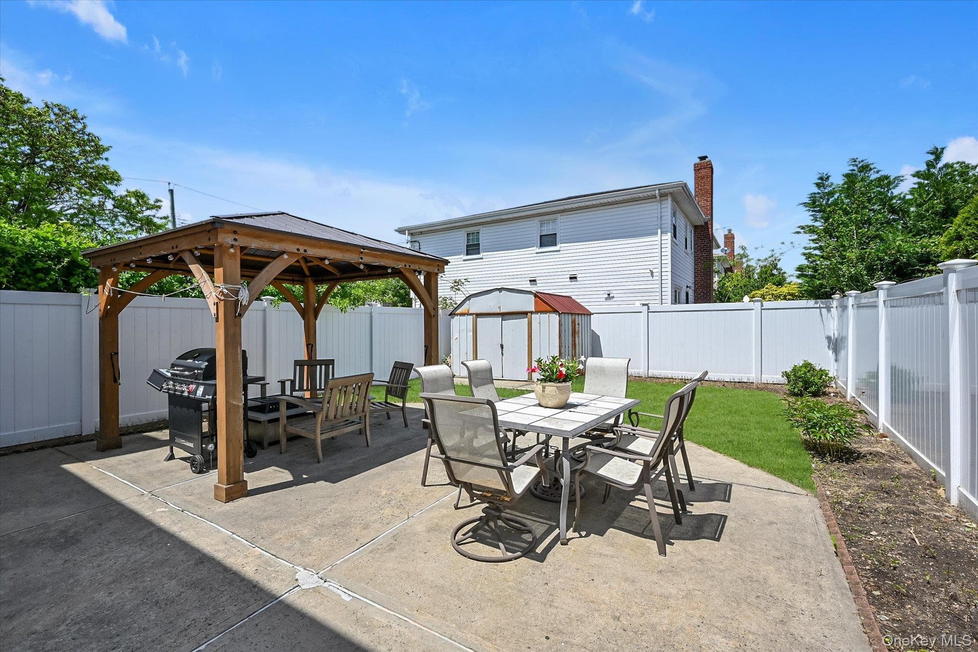 253-27 147th Avenue thumbnail 15