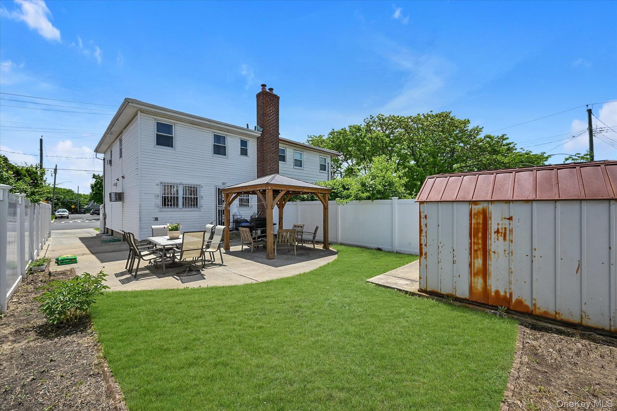 253-27 147th Avenue thumbnail 16
