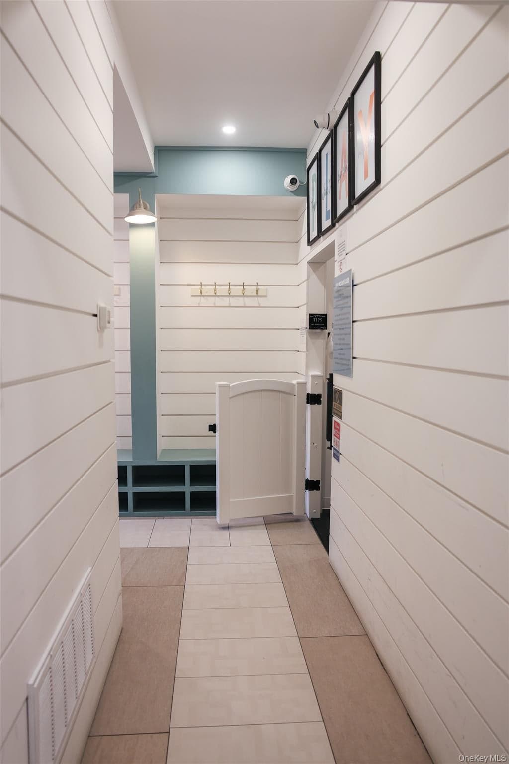 151 Merrick Avenue thumbnail 11