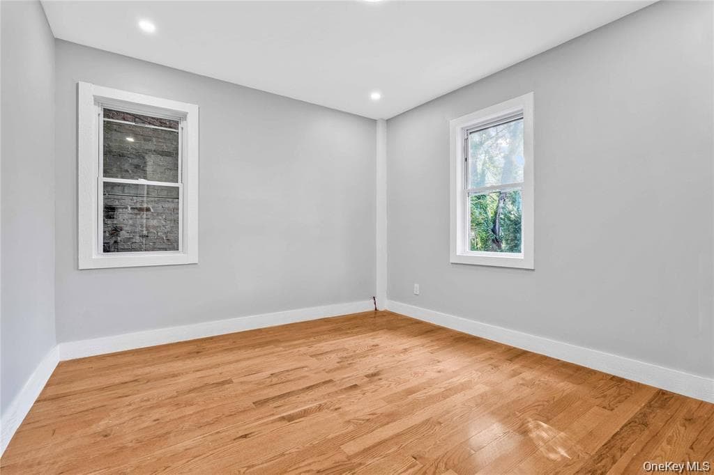 1462 New York Avenue thumbnail 5