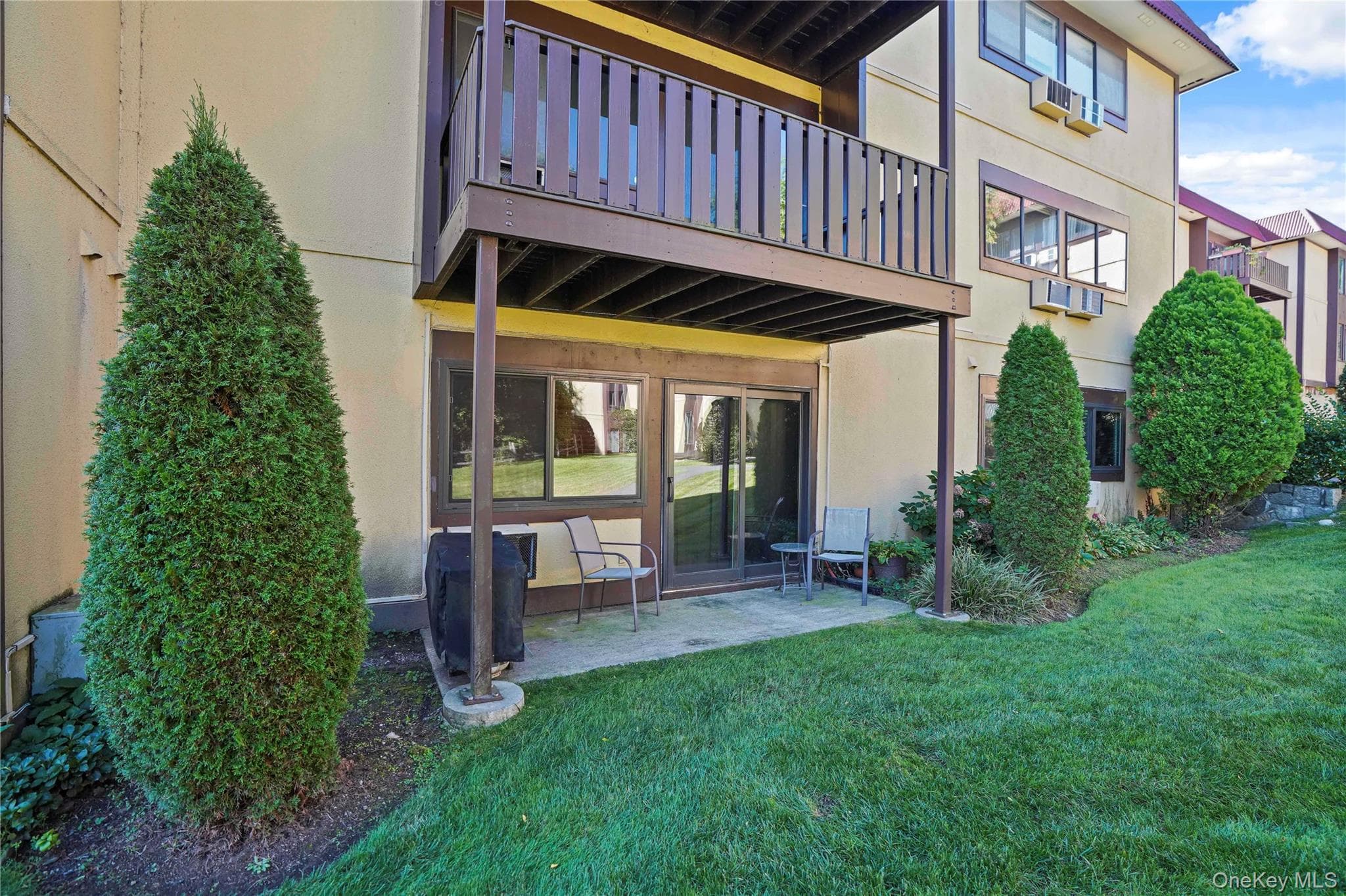 7 Granada Crescent Unit: 2 thumbnail 24