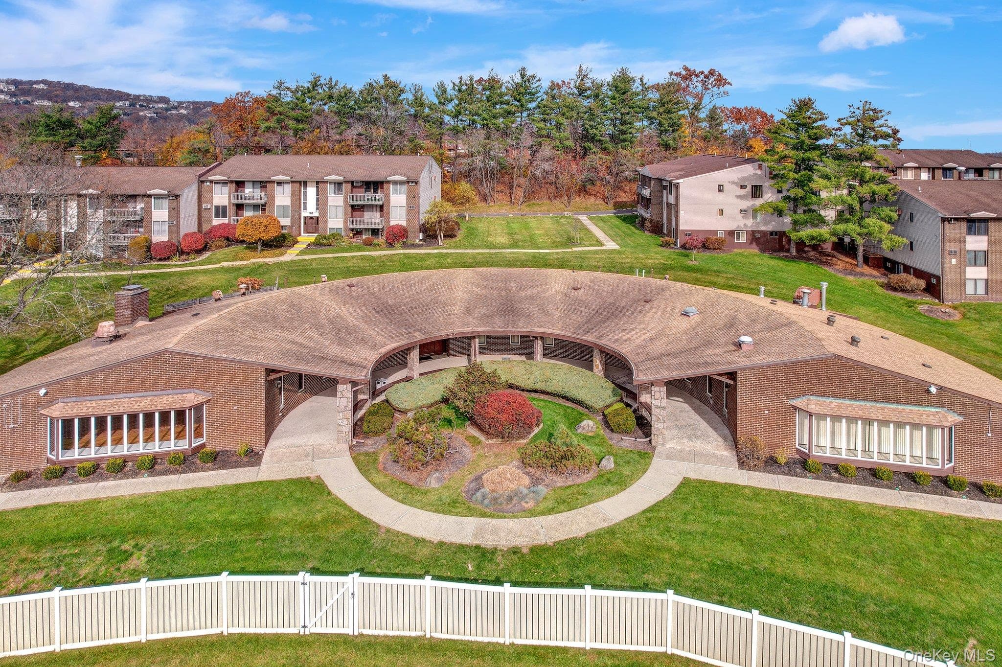 202 Country Club Lane thumbnail 43