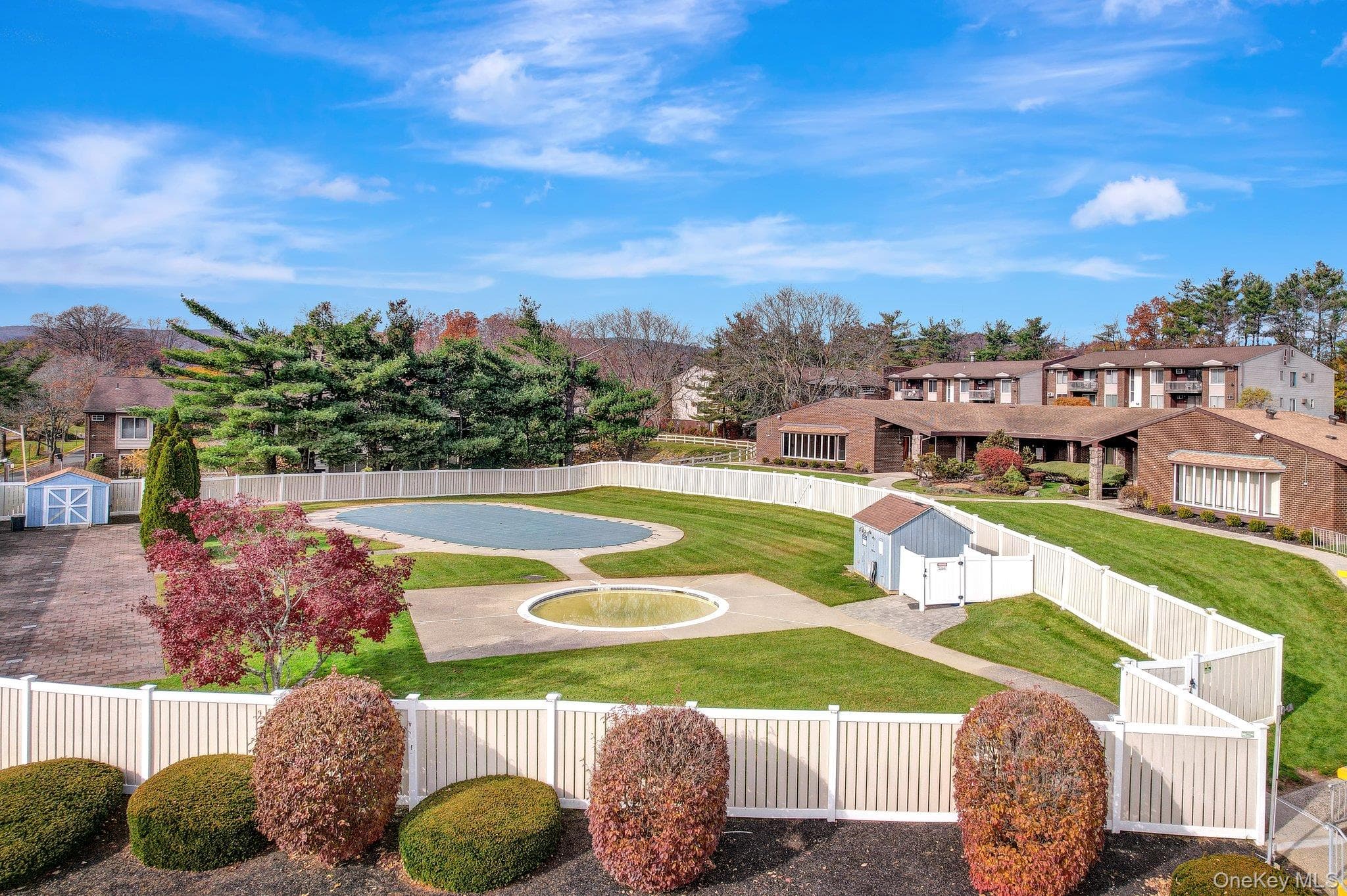 202 Country Club Lane thumbnail 41