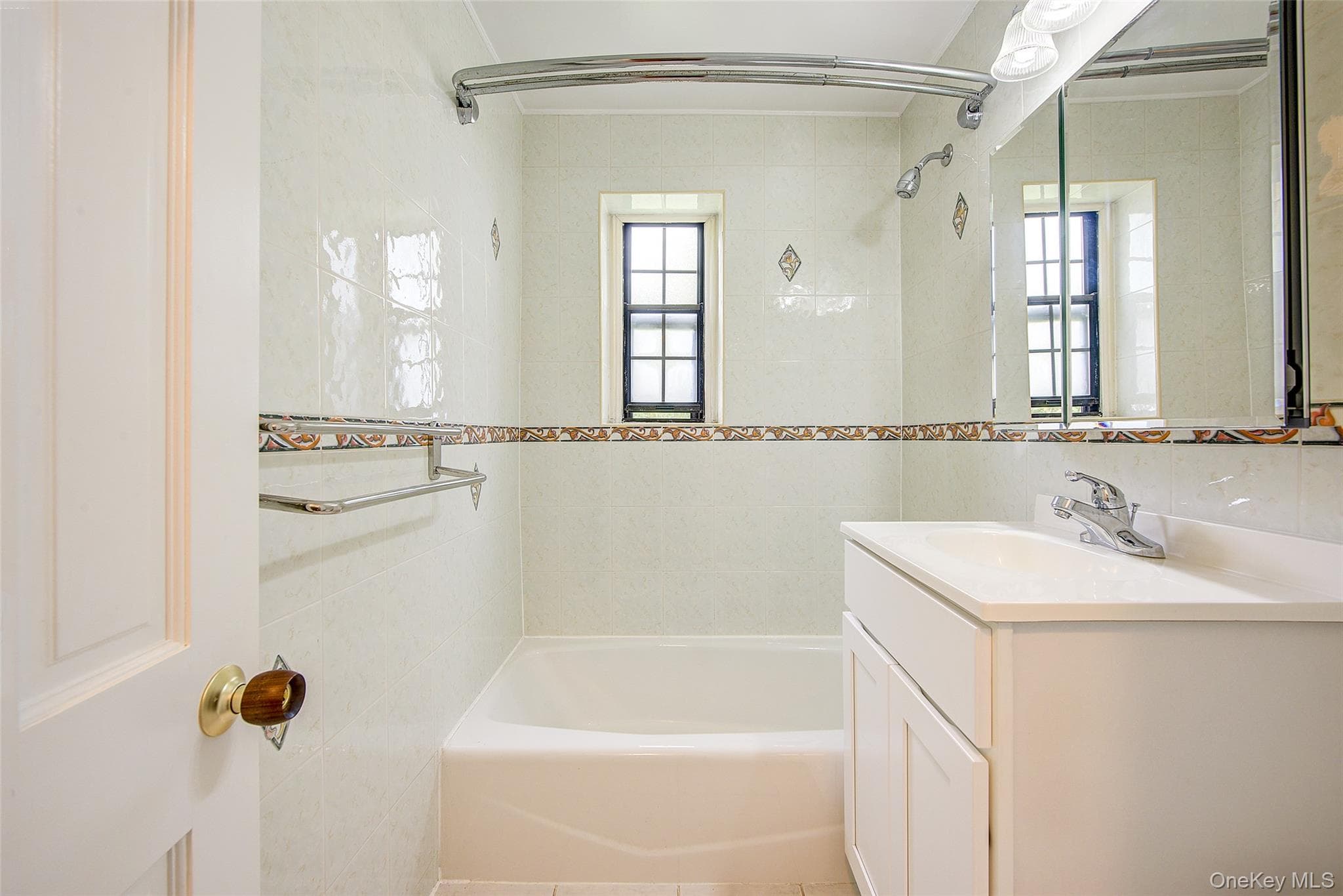 78-35 147th Street Unit: 2E thumbnail 26