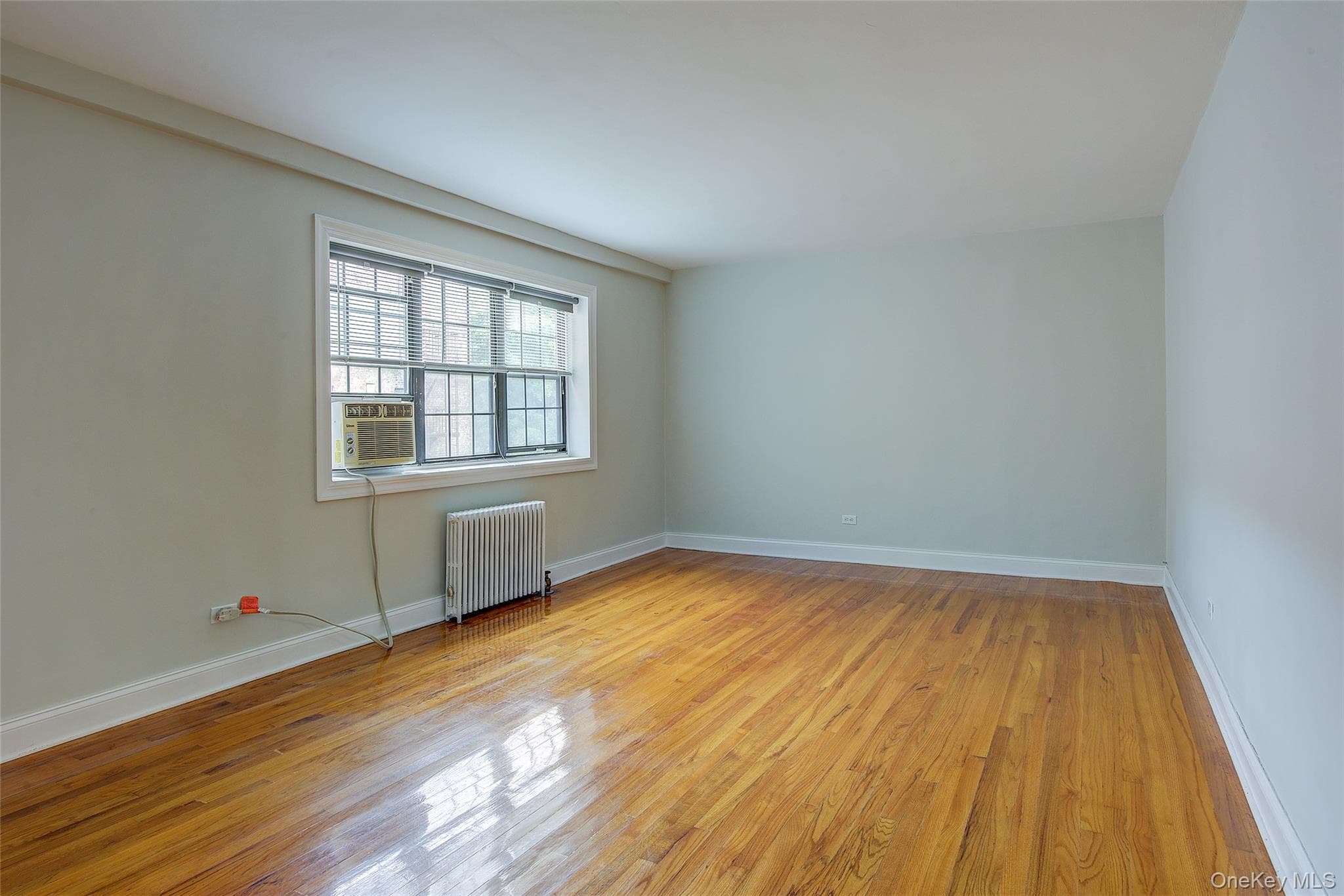 78-35 147th Street Unit: 2E thumbnail 5