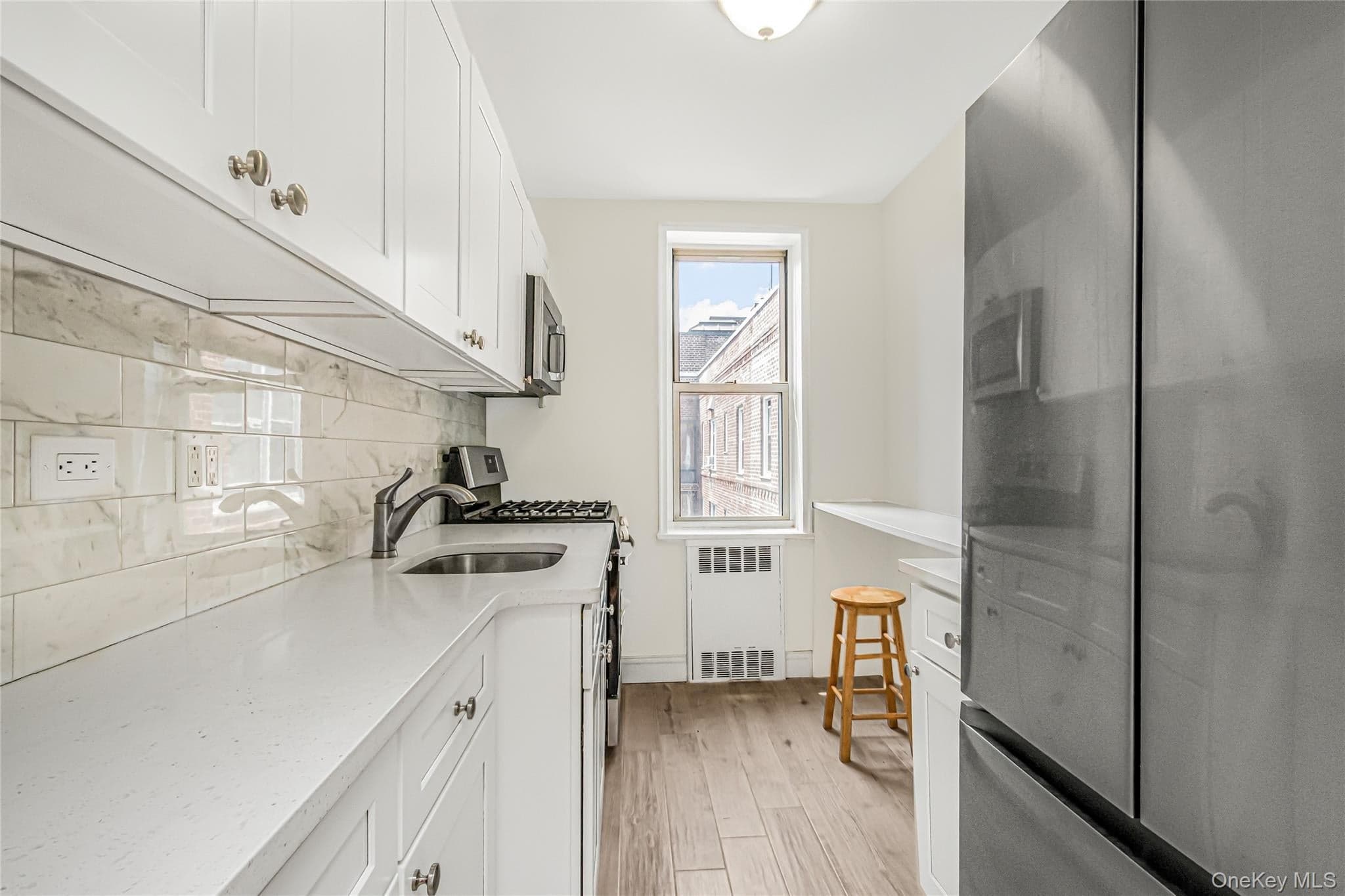 5645 Netherland Avenue Unit: 6A thumbnail 5