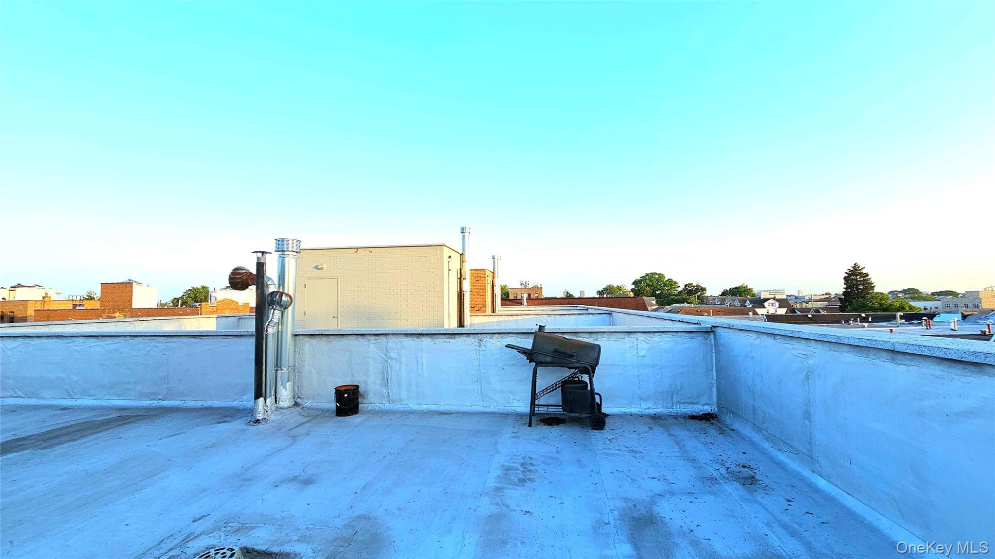 4210 164 Street thumbnail 24