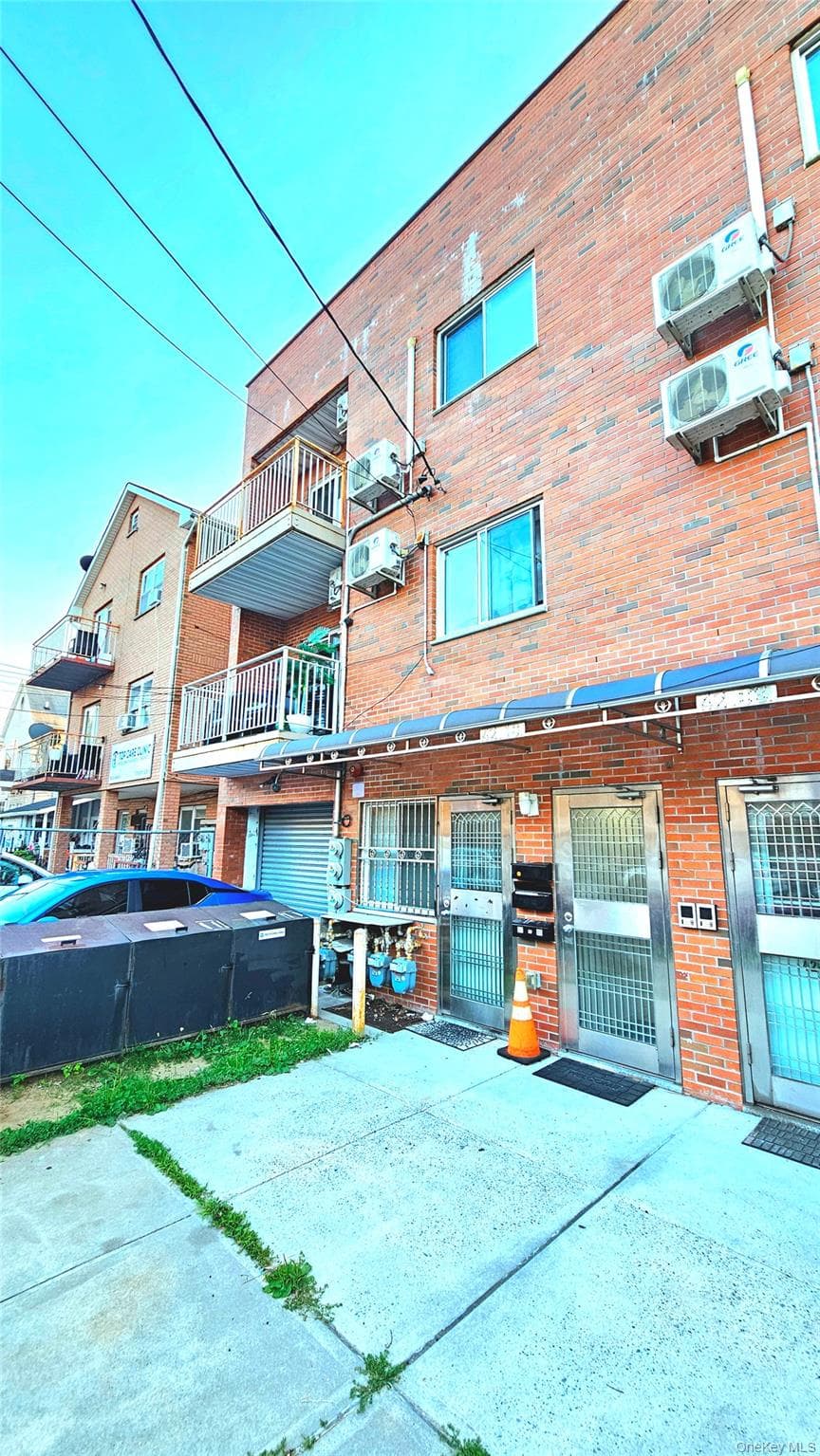 4210 164 Street thumbnail 8