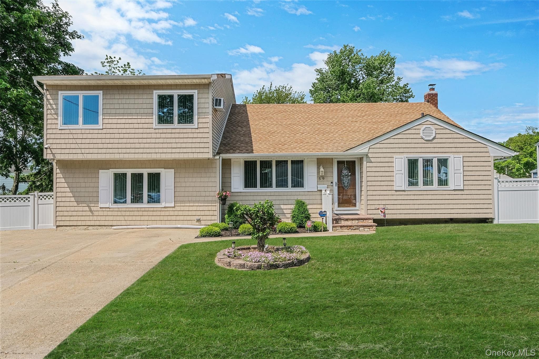 59 Maybrook Road photo 1