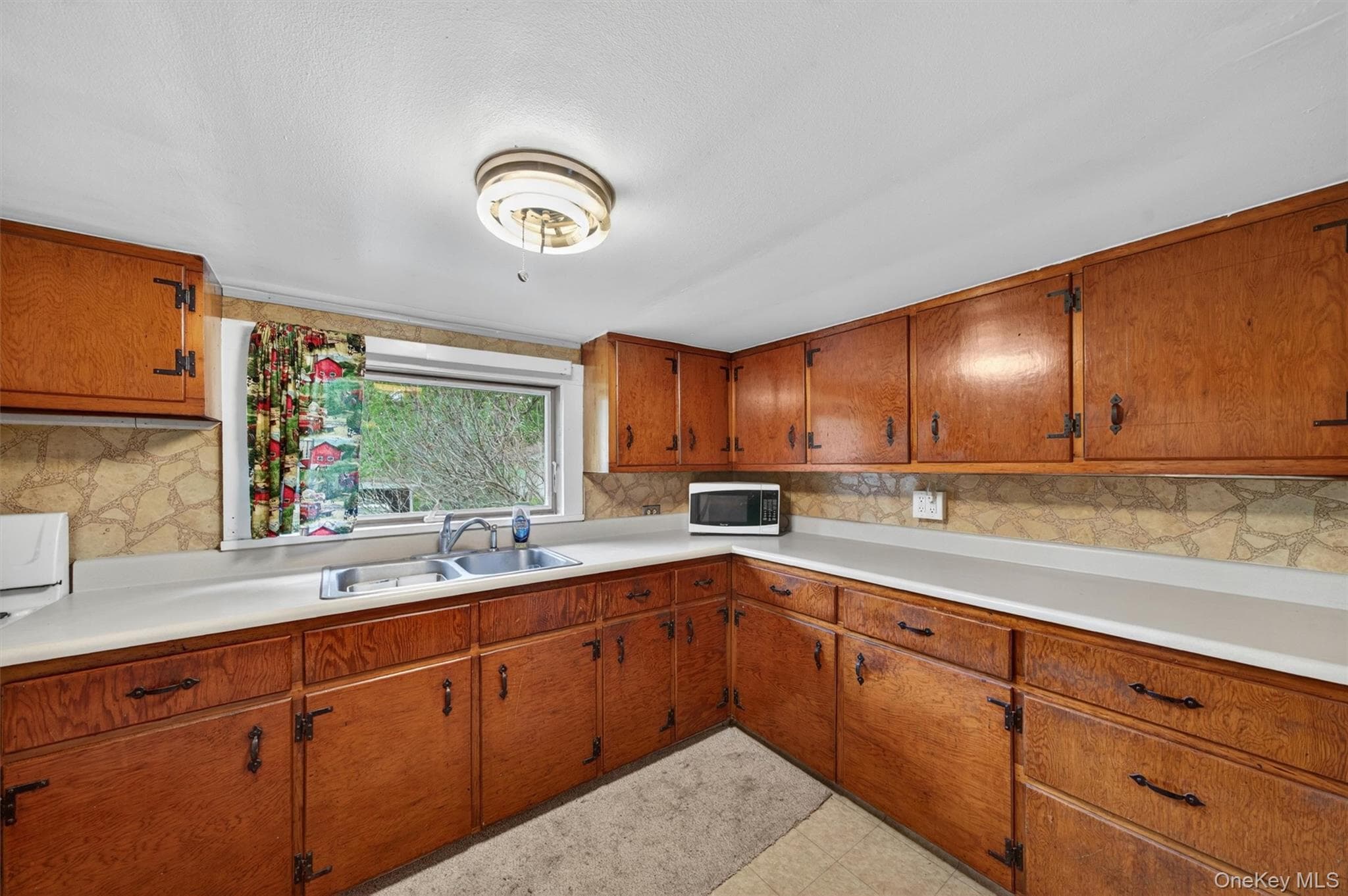 32 Tarbell Road thumbnail 14