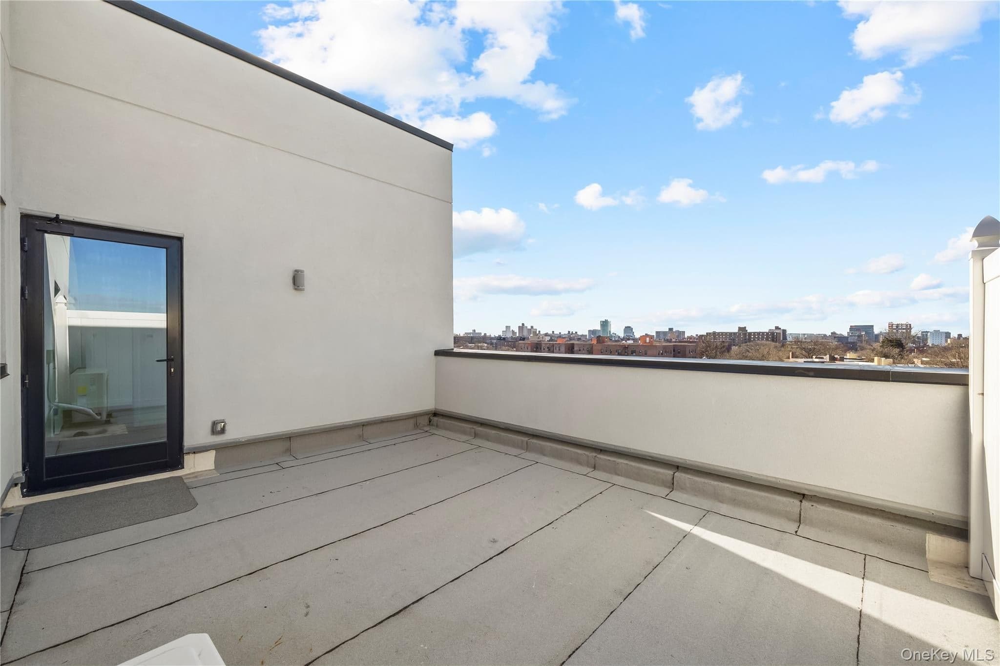 150-02 Northern Boulevard Unit: 6E thumbnail 4
