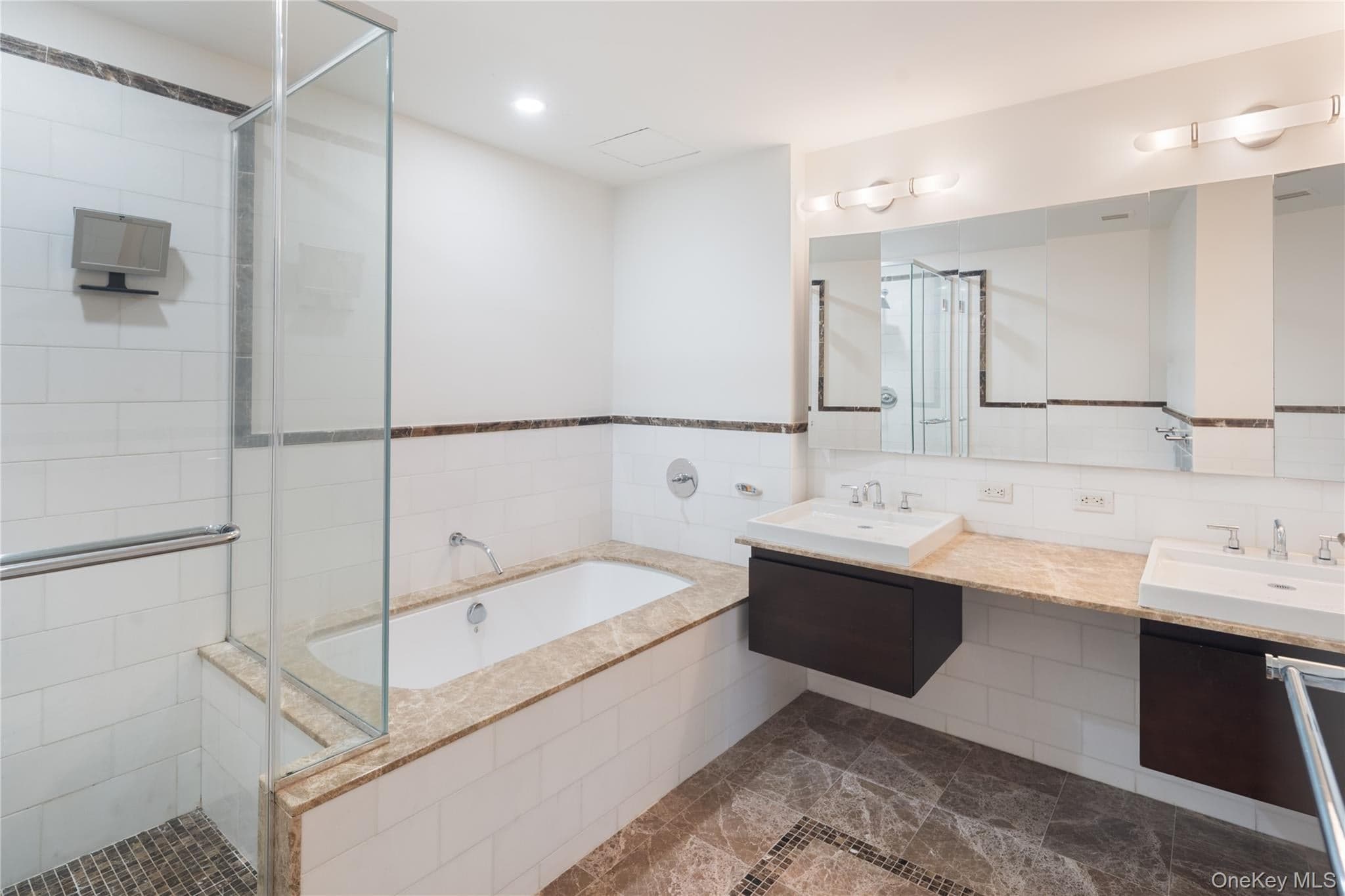 175 Huguenot Street Unit: 3104 thumbnail 23