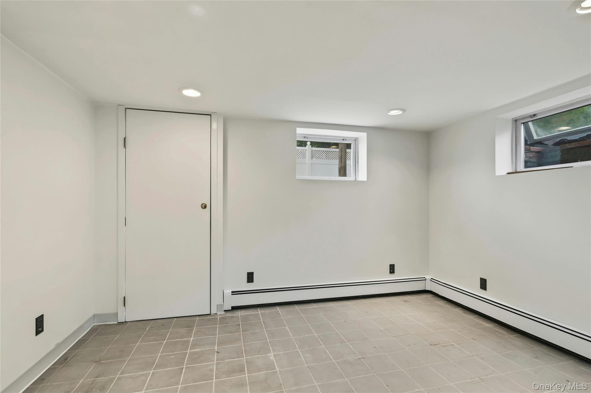 930 Tooker Avenue thumbnail 20