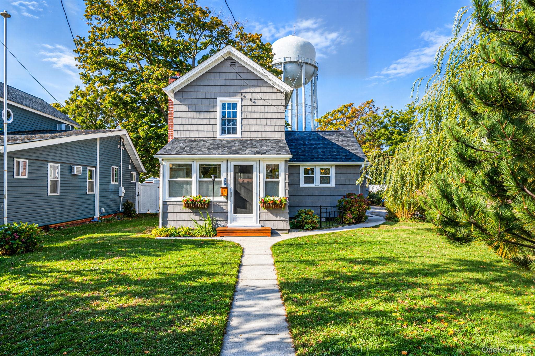26 Nottingham Avenue, Patchogue