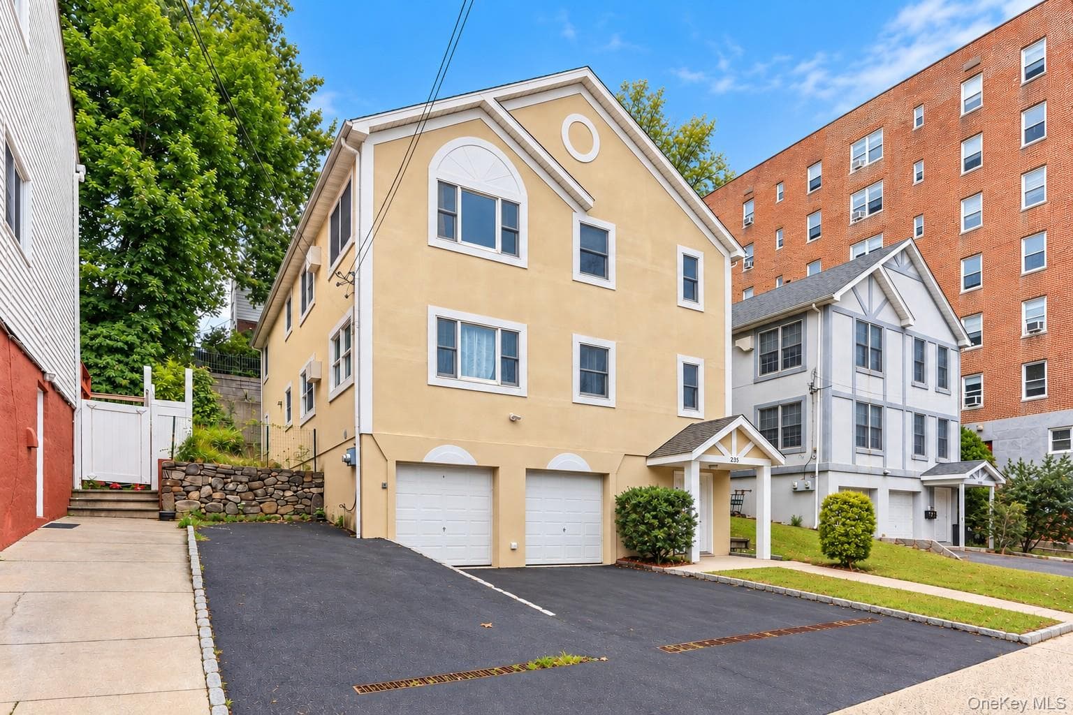 235 Bronx River Road, Yonkers