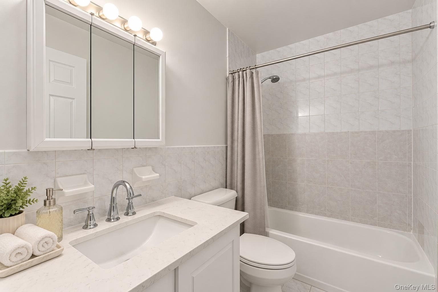 235 Bronx River Road thumbnail 9