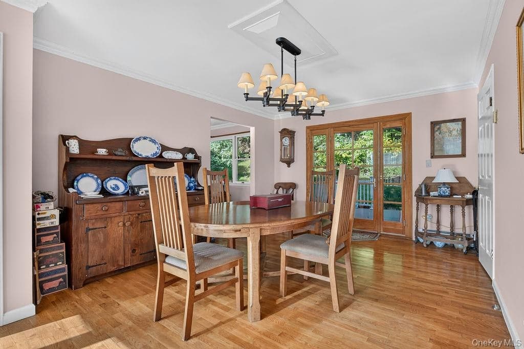 160 Hillside Avenue thumbnail 4