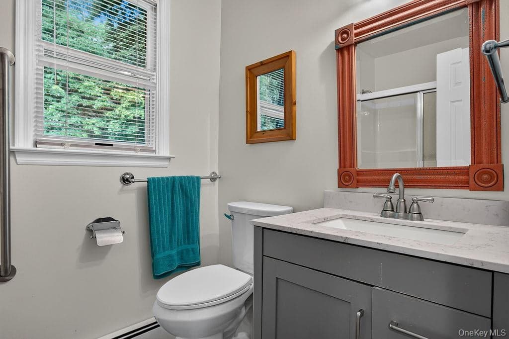 160 Hillside Avenue thumbnail 22