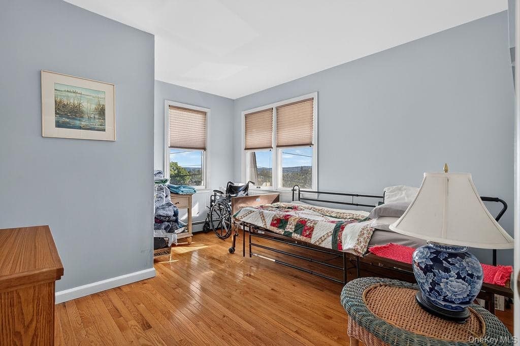 160 Hillside Avenue thumbnail 20
