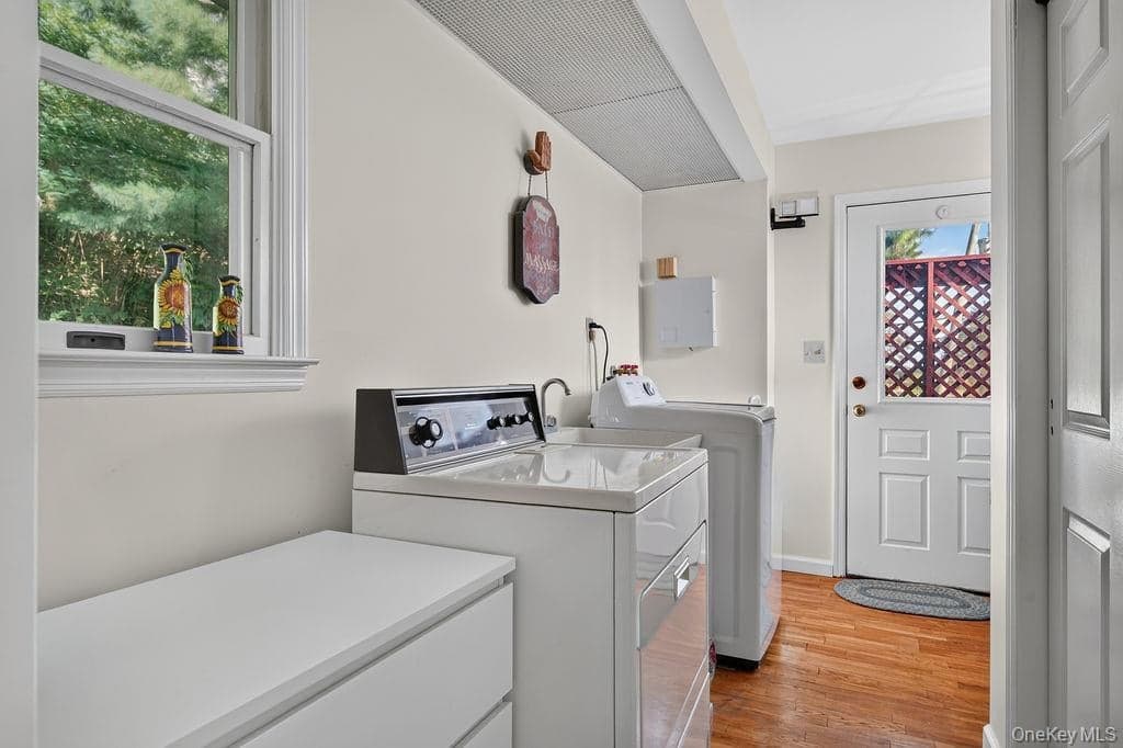 160 Hillside Avenue thumbnail 13
