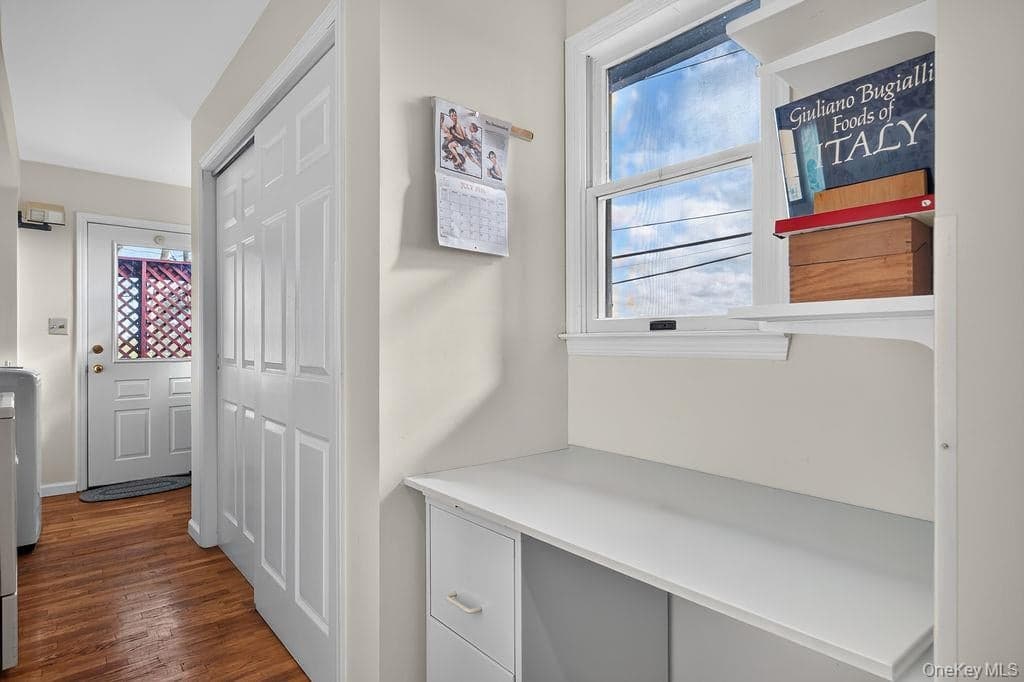 160 Hillside Avenue thumbnail 12