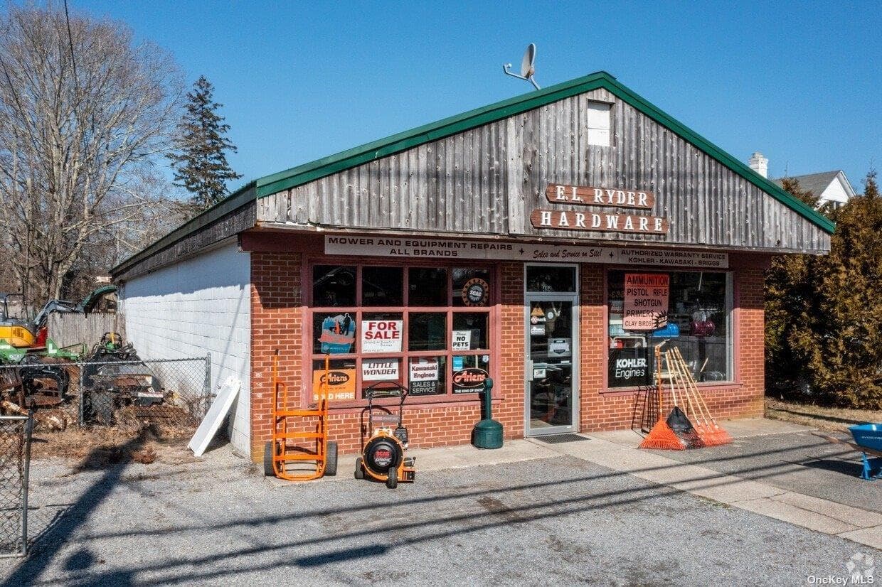494 Montauk Highway thumbnail 9