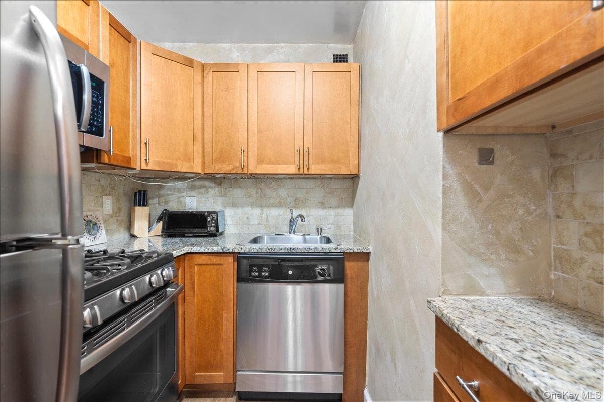 16 Lake Street Unit: 7K thumbnail 12