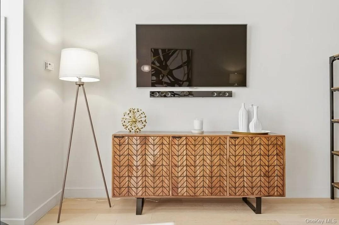 75 Wall Street Unit: 36R thumbnail 9