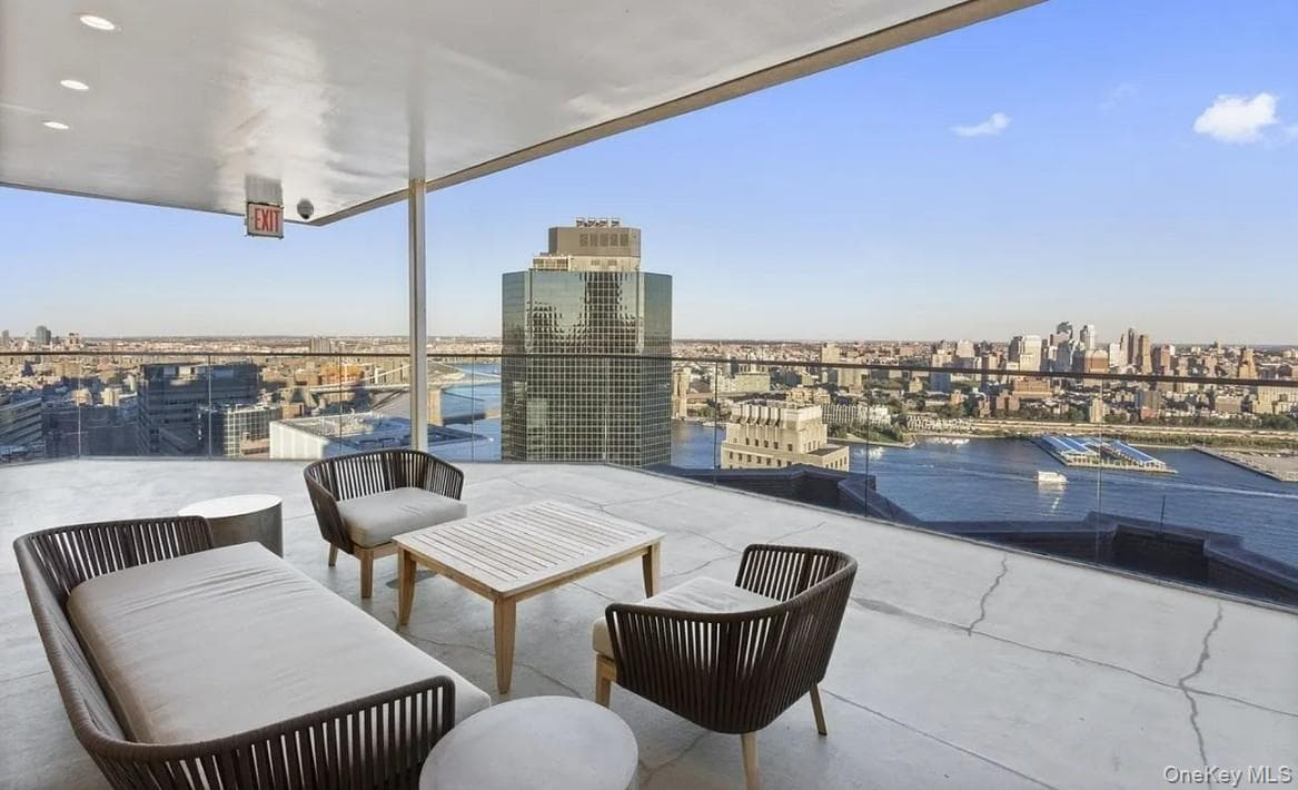 75 Wall Street Unit: 36R thumbnail 33