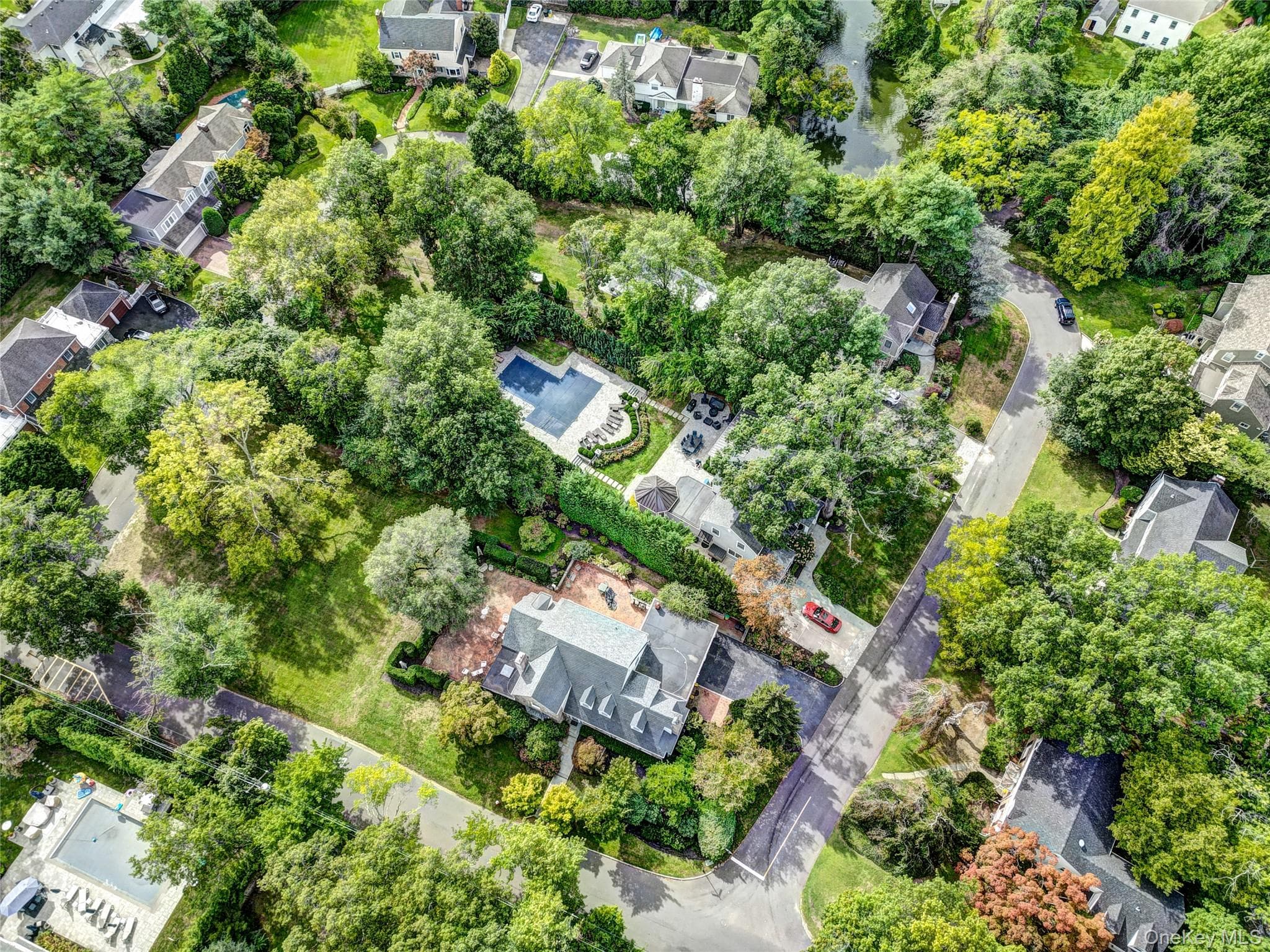 178 Schenck Circle thumbnail 32