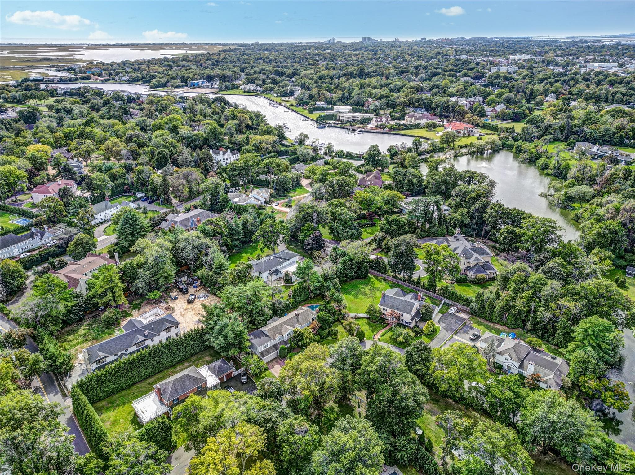 178 Schenck Circle thumbnail 33
