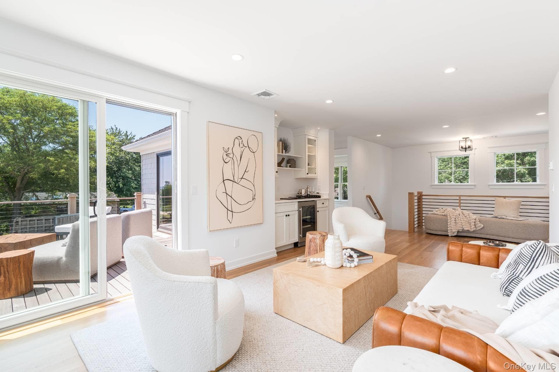195 Williamsburg Drive thumbnail 16