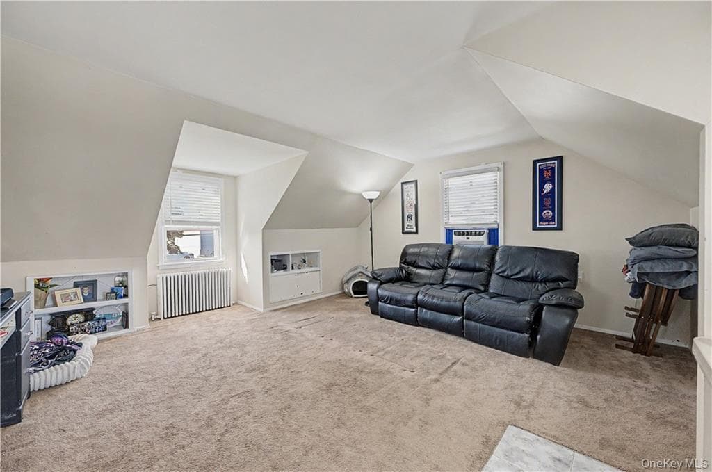 465 Washington Place thumbnail 23