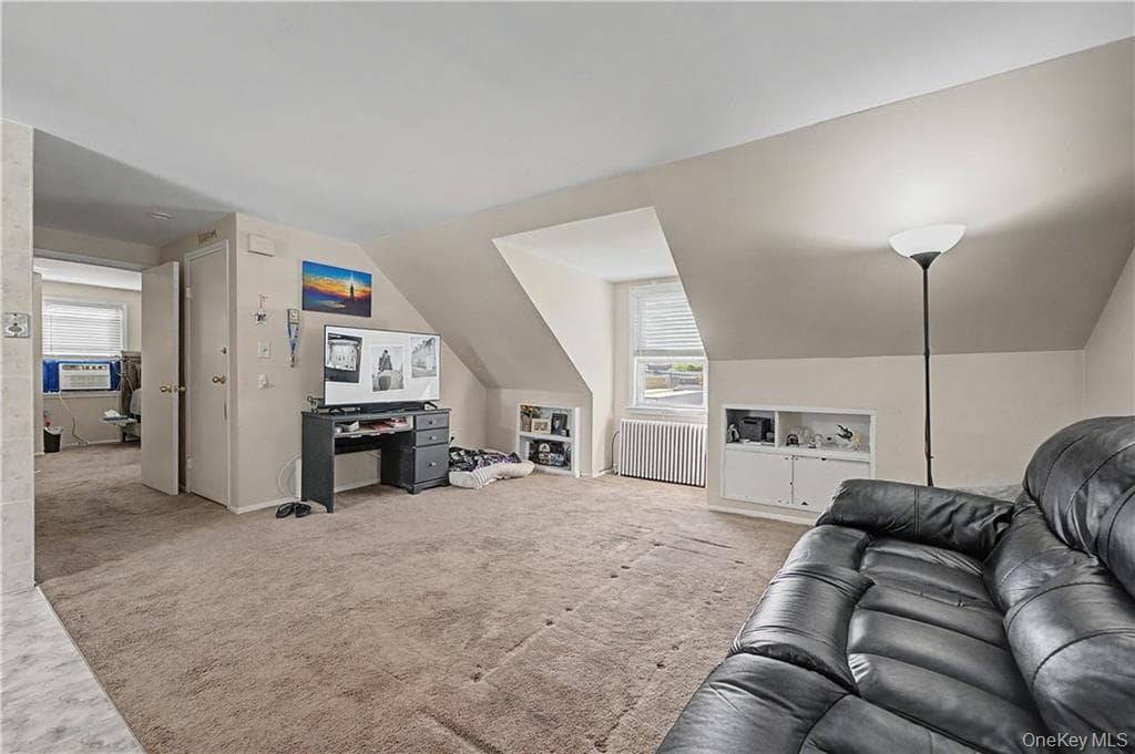 465 Washington Place thumbnail 22
