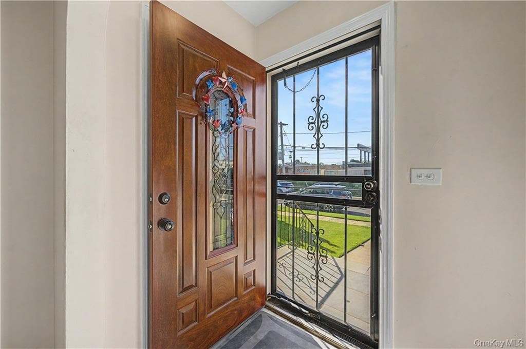465 Washington Place thumbnail 6