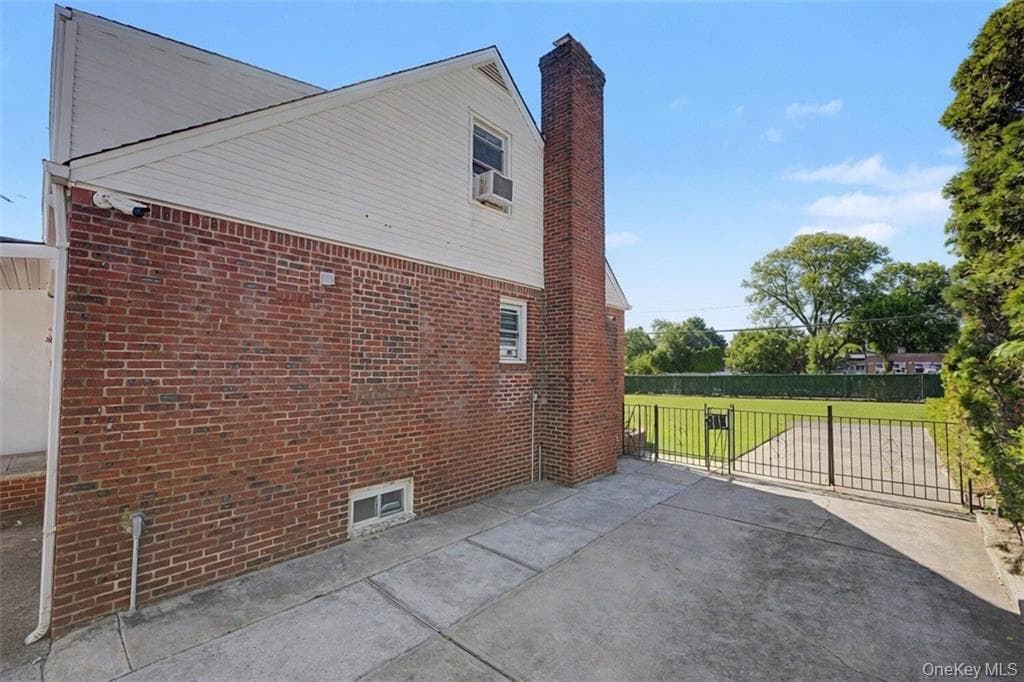 465 Washington Place thumbnail 39
