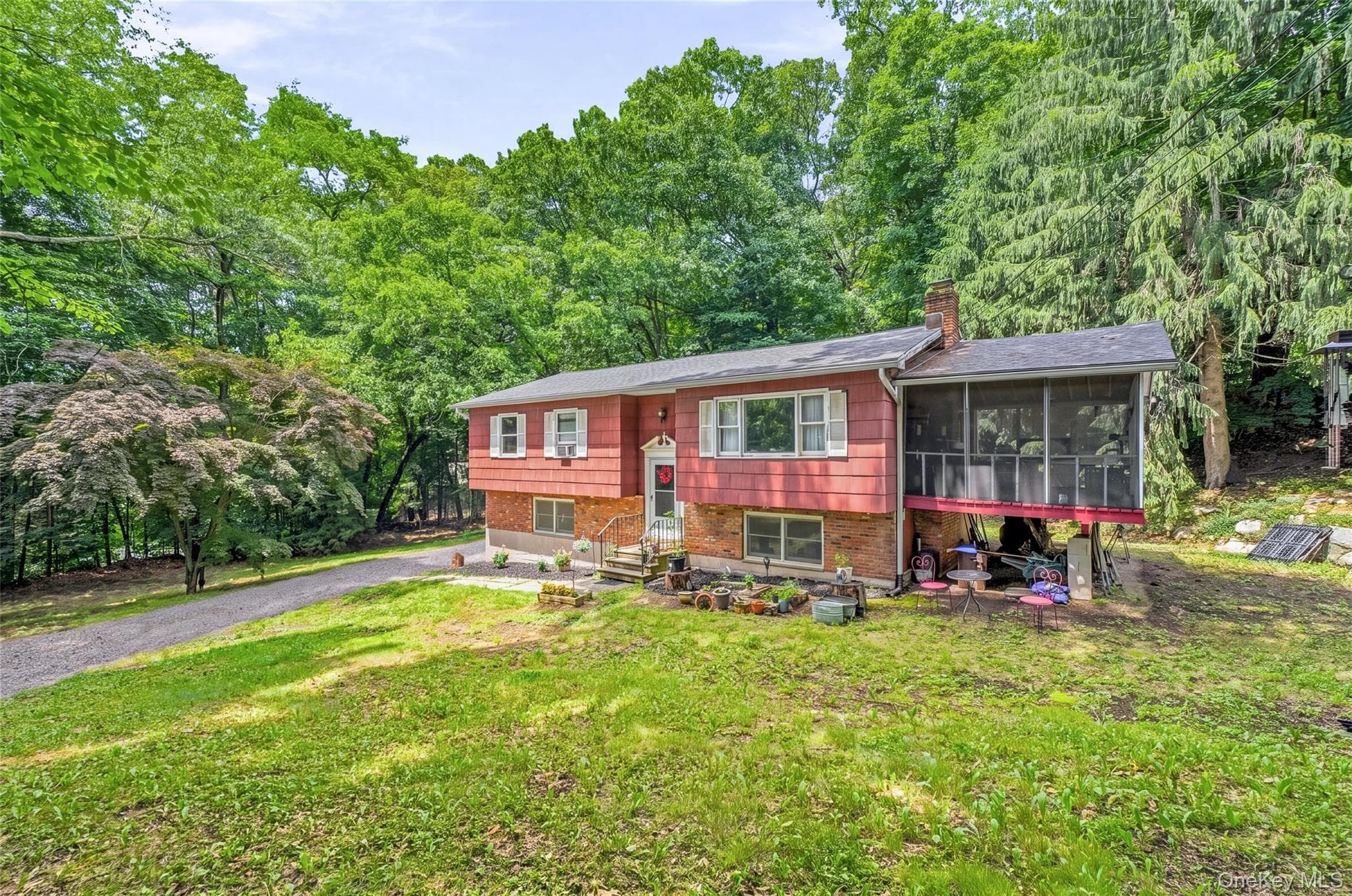 26 Maple Drive, Mahopac