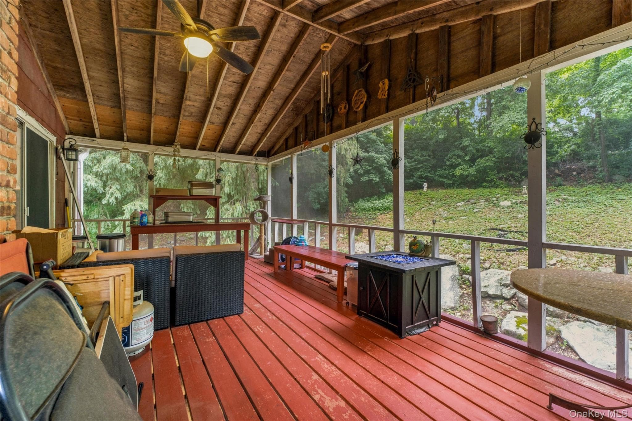 26 Maple Drive thumbnail 30